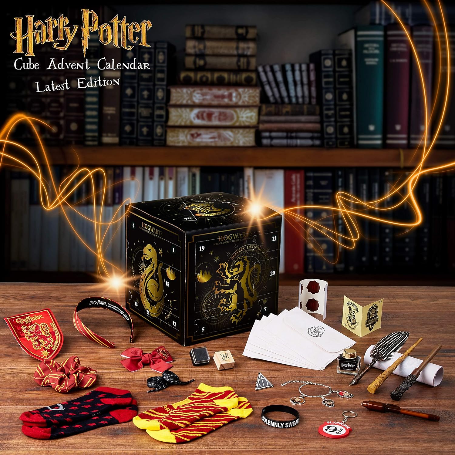 Harry Potter Calendrier de l'Avent 2025 Fille Ado Femme 24 Surprises Magiques, Papeterie Chaussettes Noel Accessoires, Compte à Rebours de Noël (Noir Cube)
